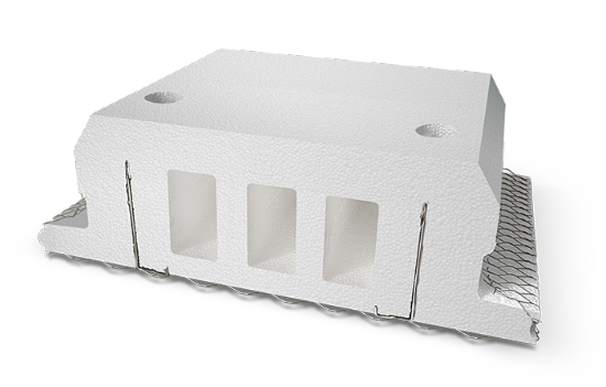 Pannello-cassero Bioisotherm Plastbau New Classic in polistirene espanso sinterizzato con profili metallici zincati. Autoportante e leggero, offre isolamento termico avanzato e facilità di posa, ideale per solai da armare e gettare in opera.